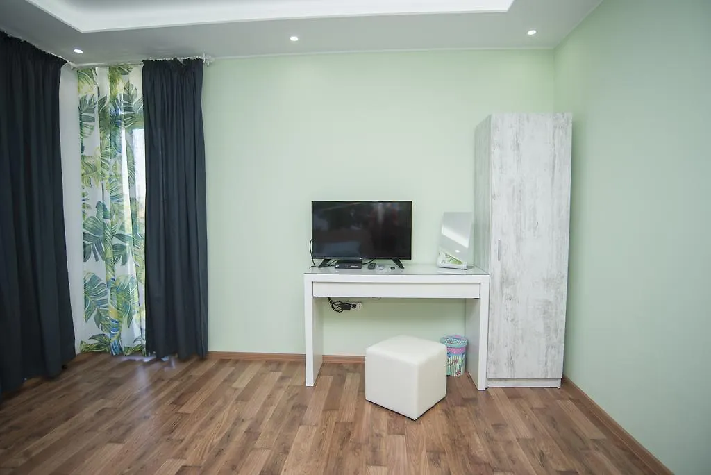 Apartment Nikol 索佐波尔